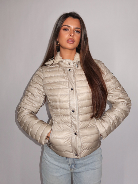 Moose Knuckles Moose Knuckles Women Cloud Walker Short Jacket - ALABASTER