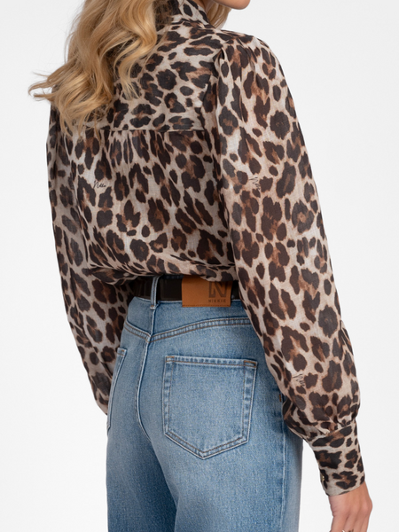 Nikkie Retiro Blouse - Cacao Nikkie Nikkie Retiro Blouse - Cacao