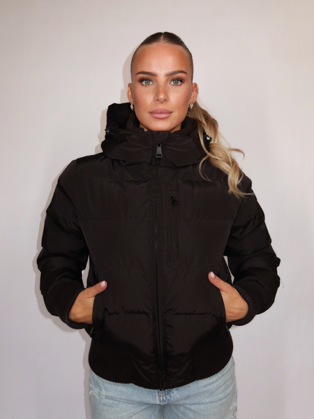 Airforce Airforce Women Tate Bomber - True Black Airforce Women Tate Bomber - True Black