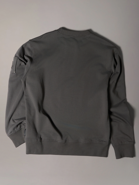 Moose Knuckles Men Hartsfield Crewneck - Cement Moose Knuckles Moose Knuckles Men Hartsfield Crewneck - Cement
