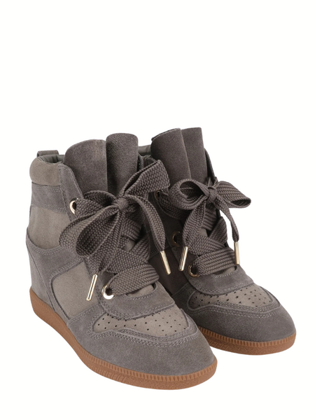 Steve Madden Mables Sneaker - Taupe Suede Steve Madden Steve Madden Mables Sneaker - Taupe Suede