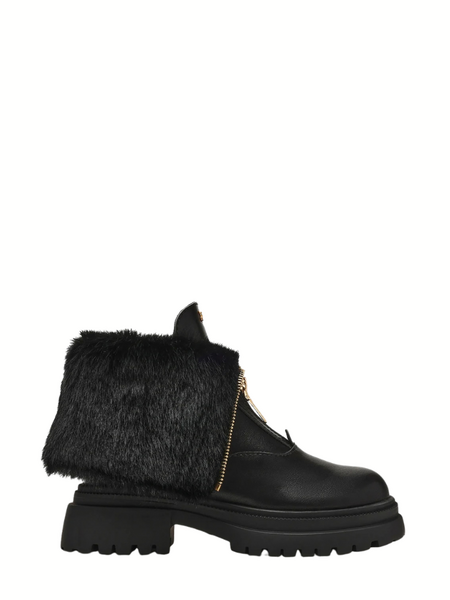 Steve Madden Ripstorm Boots - Black Leather