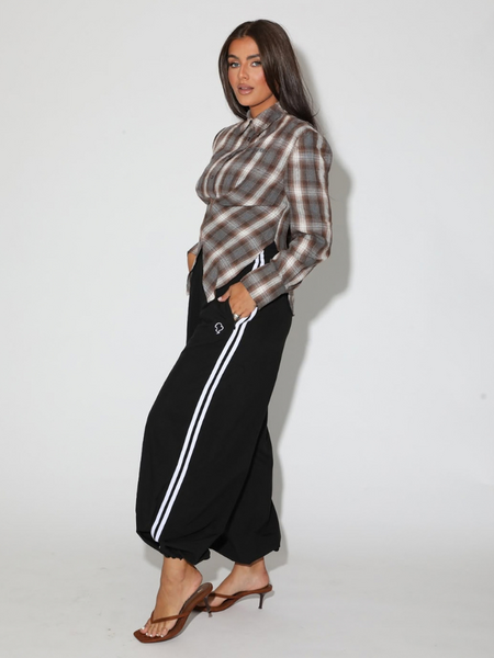 PRE-ORDER Reinders Amma Blouse - Dark Brown Reinders PRE-ORDER Reinders Amma Blouse - Dark Brown