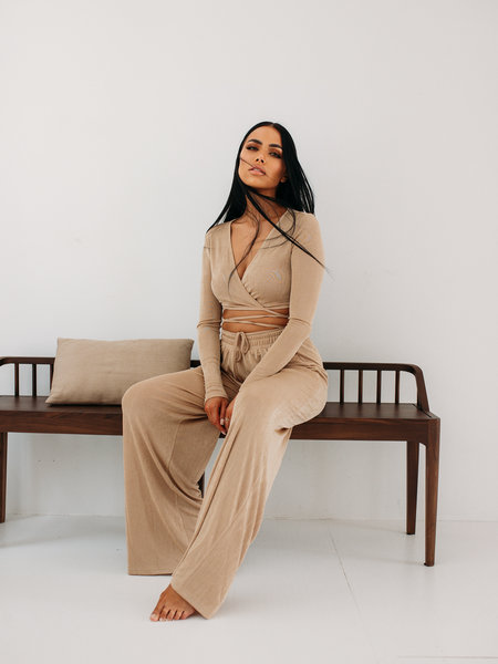 Unique The Label Elvy Set Elvy Set
