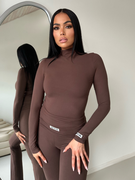 Unique The Label Kimmy Turtleneck Top - Chocolate Kimmy Turtleneck Top - Chocolate