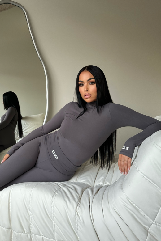 Kimmy Turtleneck Top - Iron