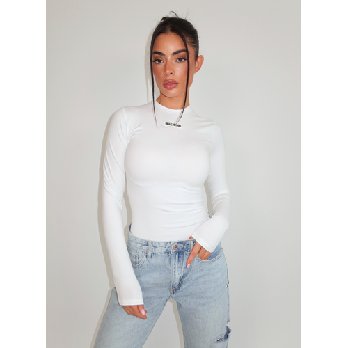 Unique The Label Nena Longsleeve Top - White/Black Unique The Label Nena Longsleeve Top - White/Black