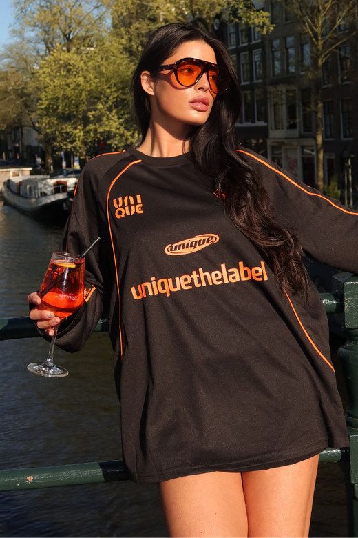 Ama Longsleeve - Black/Orange
