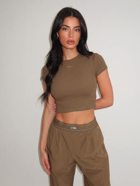 Unique The Label Gill Crop Tee - Olive Gill Crop Tee - Olive