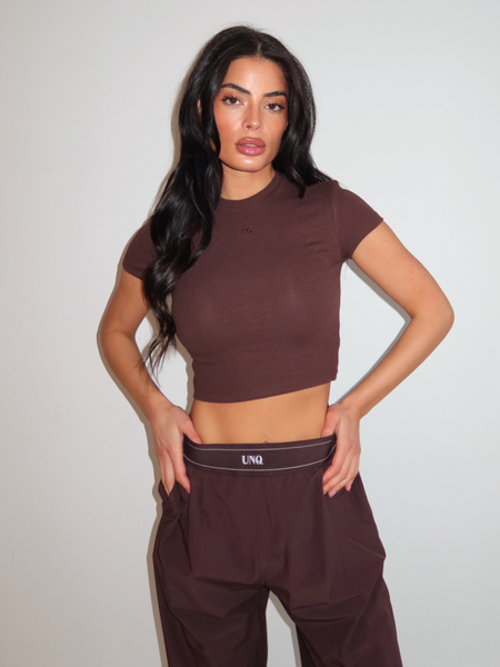 Unique The Label Gill Crop Tee - Cacao Gill Crop Tee - Cacao