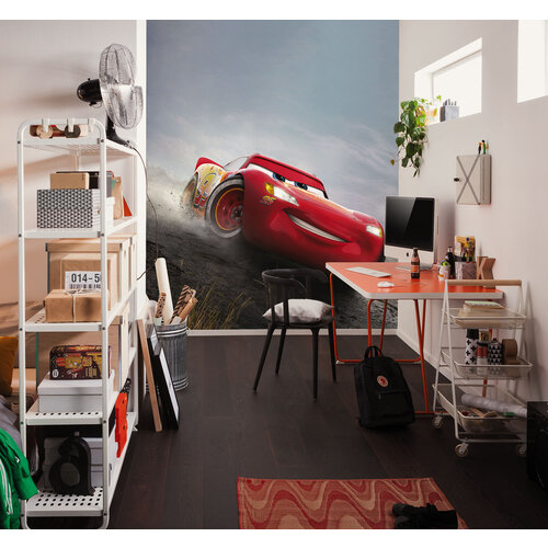 Cars Disney Cars Vlies Behang McQueen - 200x250 cm Cars Disney Cars Vlies Behang McQueen - 200x250 cm