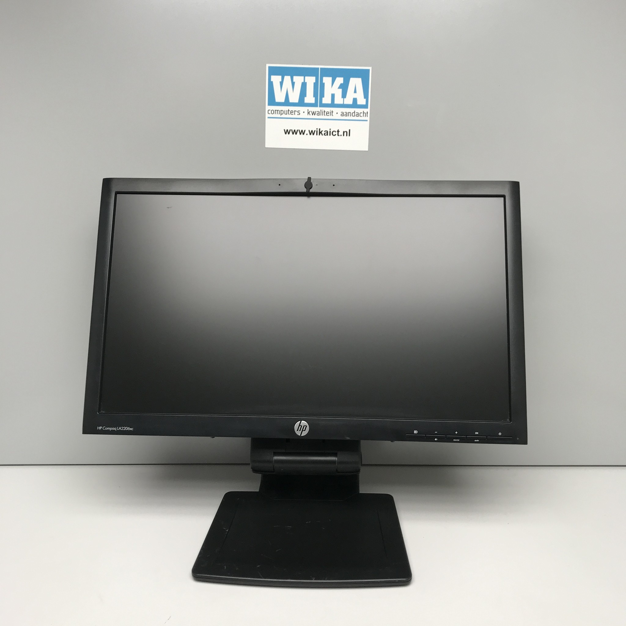 HP LA2206xc LED IPS Full HD monitor
