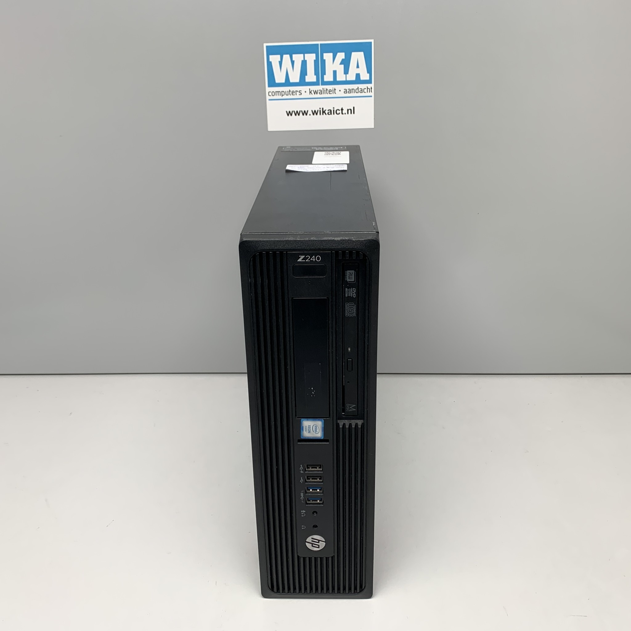 HP Z240 workstation xeon E3-1245 8gb 256gb w10p