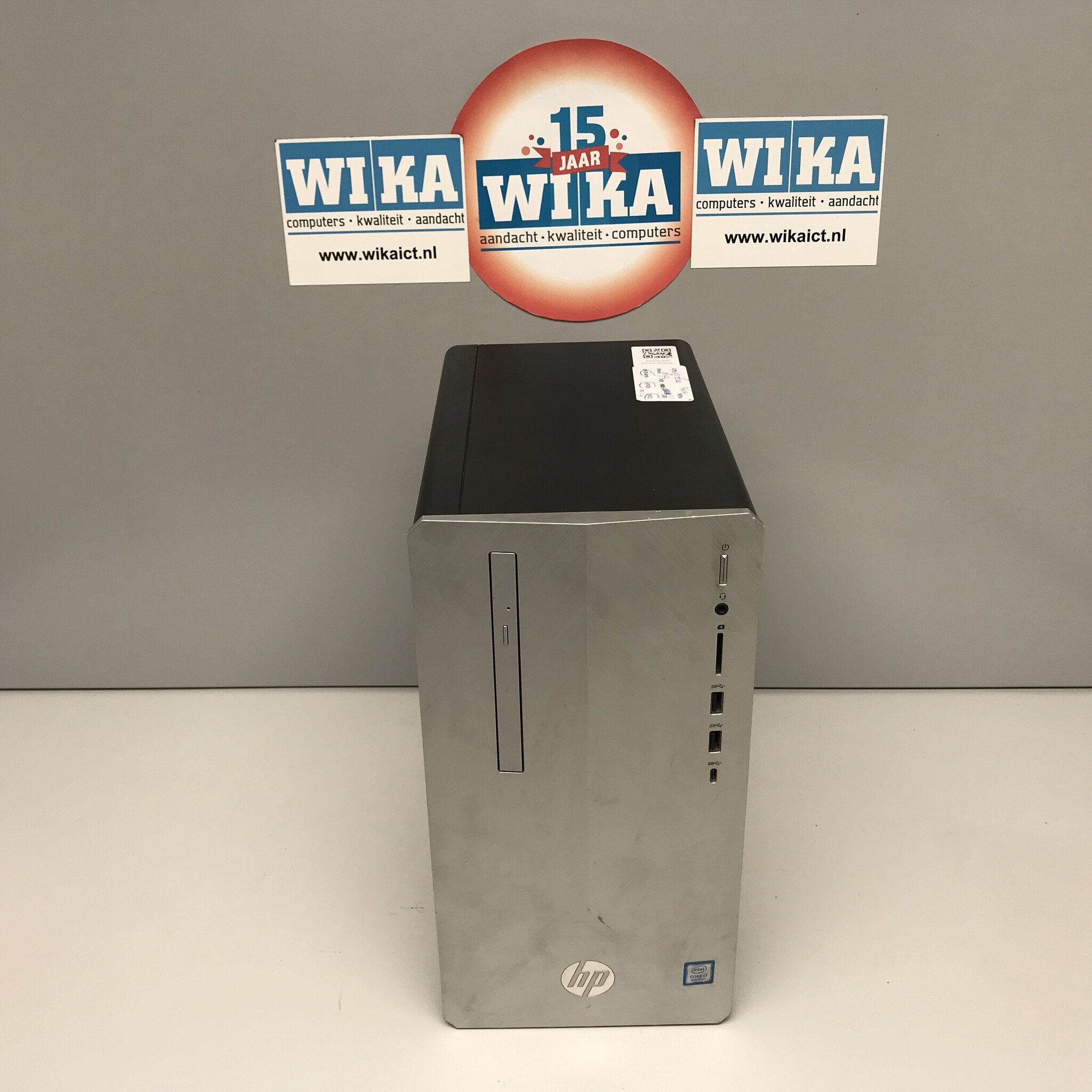 HP Pavilion 595-p0932nd I3-8100 8GB 256Gb SSD W11H PC / Computer