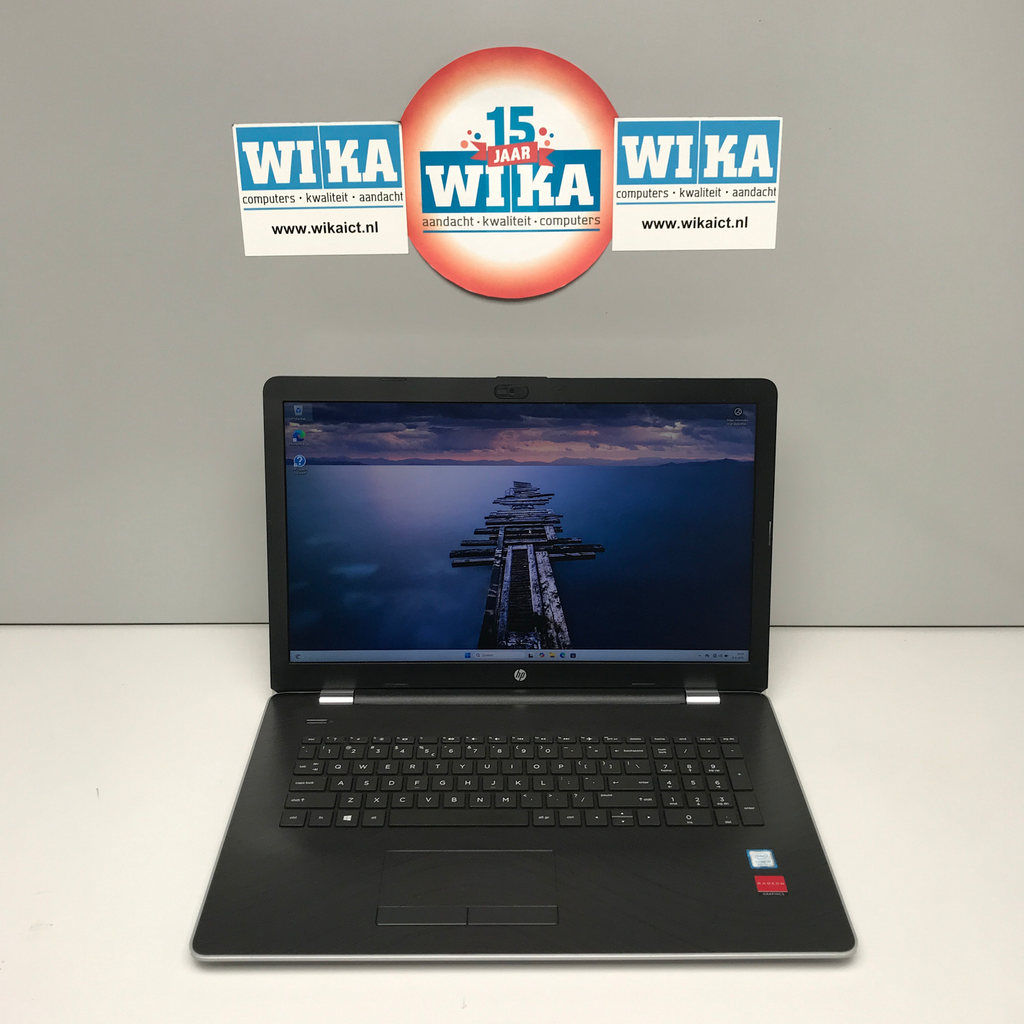 HP 17-bs191nd i5-8250U 8Gb 256Gb 17 inch W11H laptop