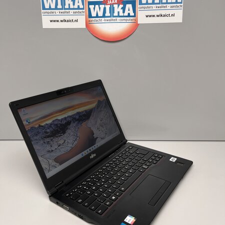 Fujitsu Lifebook E5411 i5-1135g7 16gb 512gb 14.1 W11p laptop