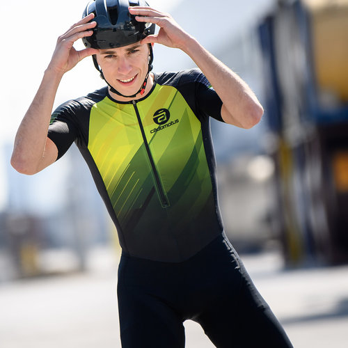 Cádomotus Sigma-II Aerodynamic Cycling helmet with good ventilation and optional visor | matte black color