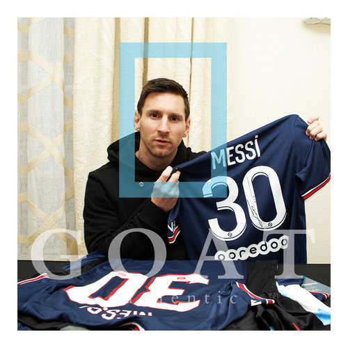 Lionel Messi signed Paris Saint-Germain shirt 2021-22