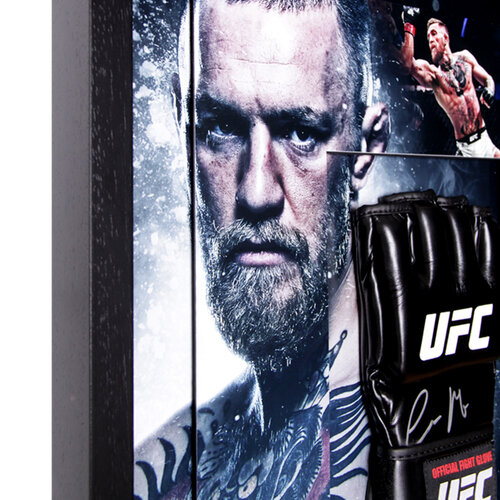 Conor McGregor guantone UFC da boxe firmato - incorniciata Conor McGregor guantone UFC da boxe firmato - incorniciata