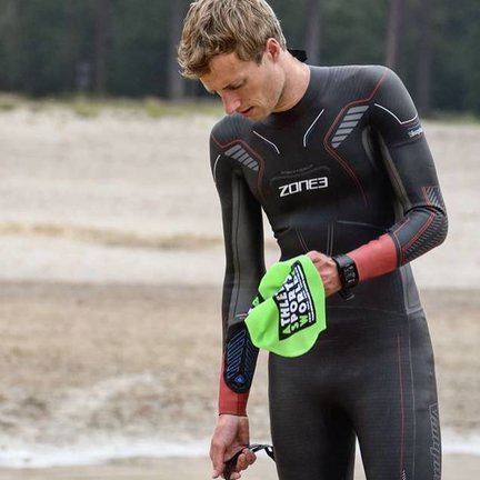 Alles für den schwimmenden Teil des Triathlons oder zum Freiwasserschwimmen