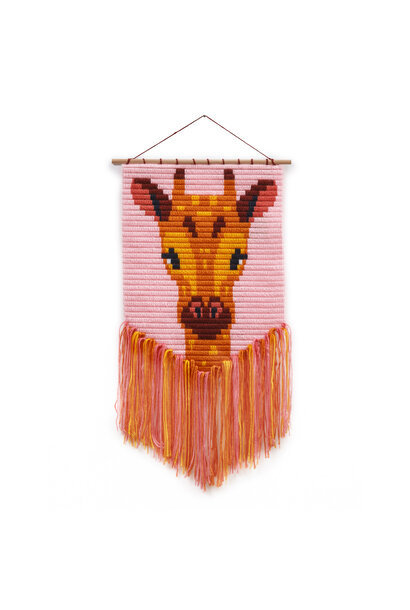 Sozo – Wall art embroidery kit Giraffe