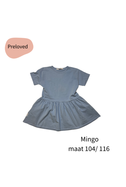Mingo jurk lichtblauw maat 104/ 116