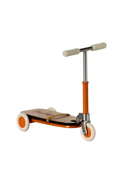 Maileg - Kick Board Mouse Orange