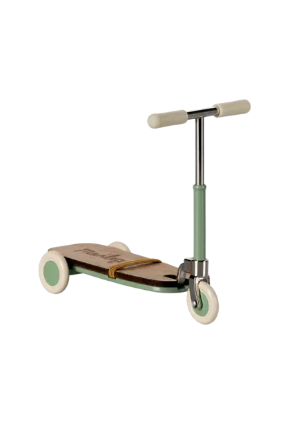 Maileg - Kick Board Mouse Mint