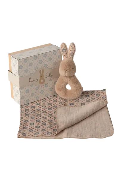 Maileg - Gift set hydrofiel & Rammelaar konijn - Cream Peach