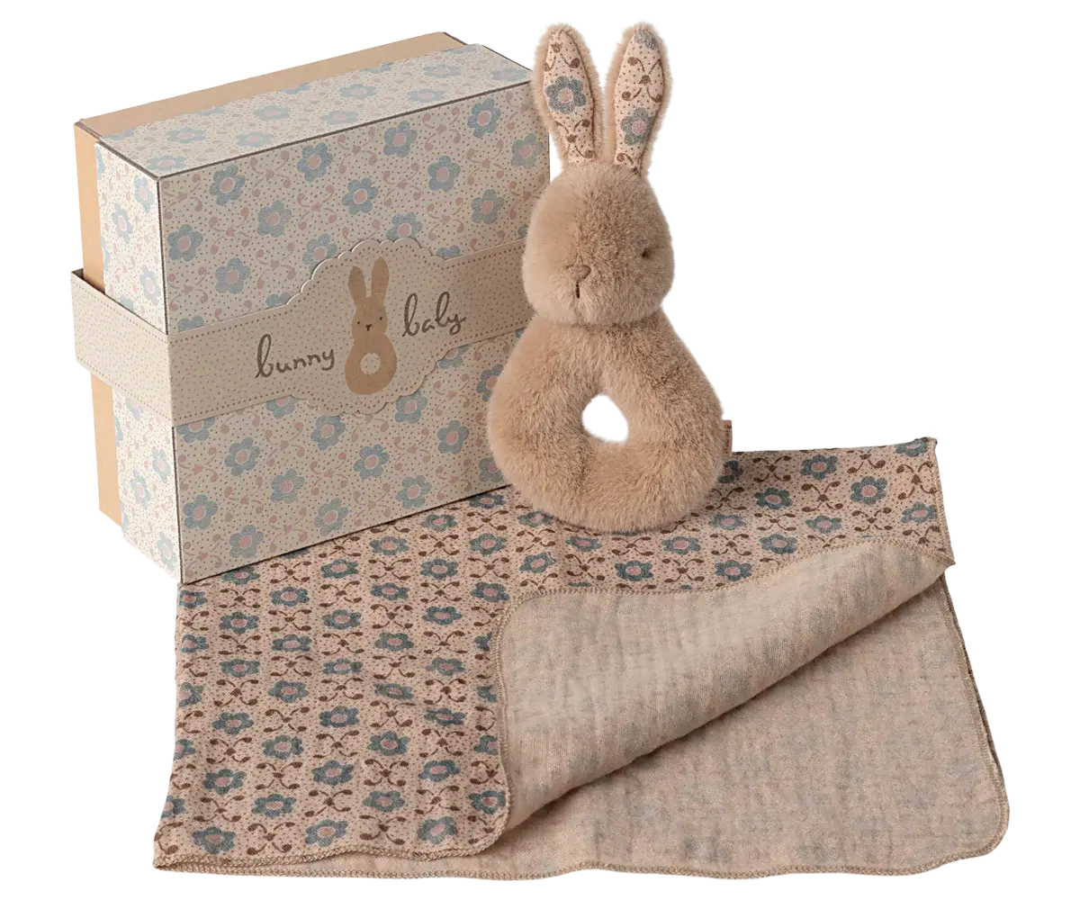 Maileg - Gift set hydrofiel & Rammelaar konijn - Cream Peach-1