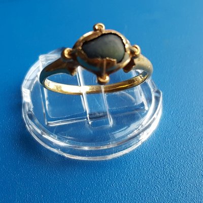 Collecting Jewellery / Watches