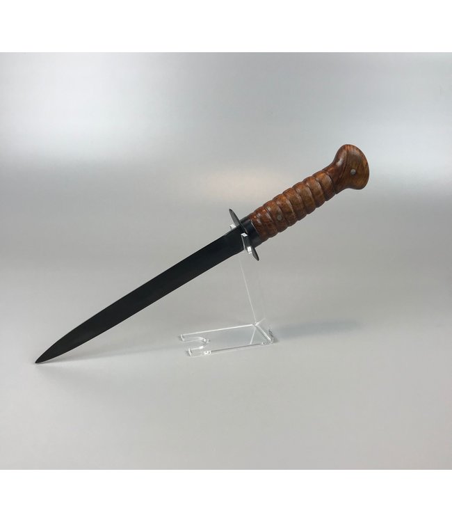 Double Sided Display Stand For Revolvers / Pistols / Daggers / Bayonets