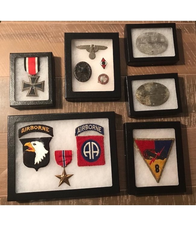 Riker Display Case 11 cm x 8 cm