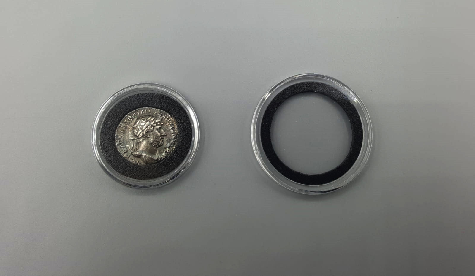 30 Pcs Box Round Shape Air-Tite Coin holder 18 23 28 33 38mm High Quality White 