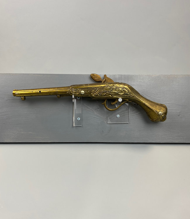 Wall Mounted Acrylic Pistol / Revolver Display