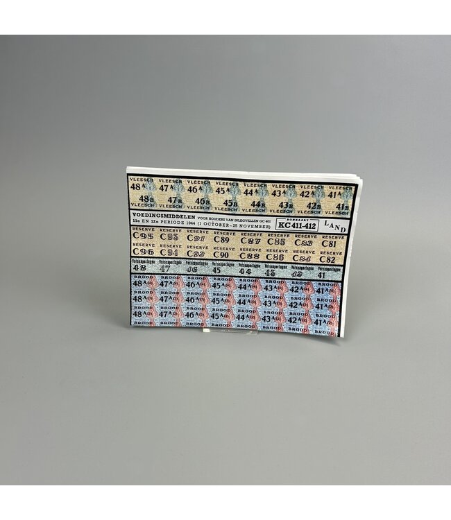 Display Stand Documents / Wehrpässe / Soldbücher