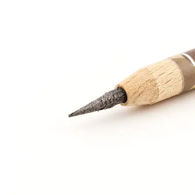 Le Crayon à André / A-Gora Num