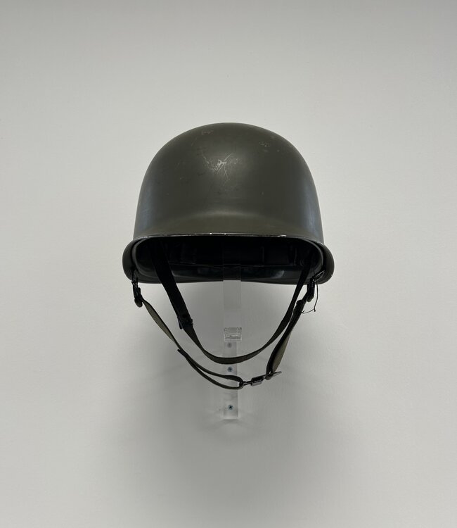 Wall-Mounted Display for Helmets / (Field) Caps / Hats