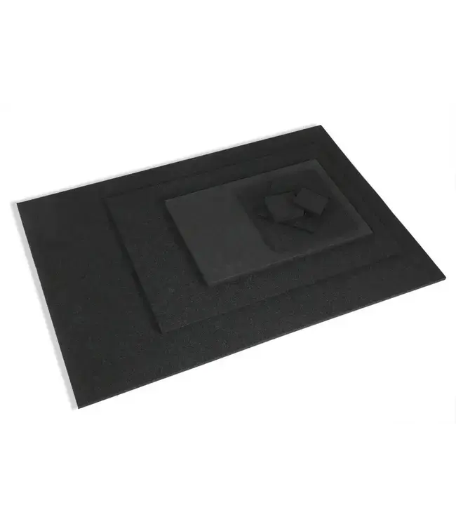 Wall-Mounted Display for Helmets / (Field) Caps / Hats