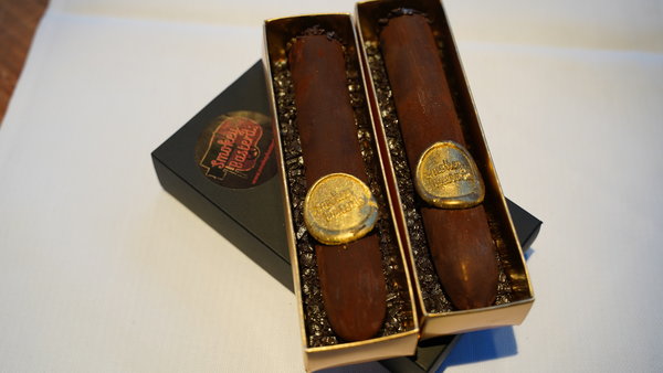 Gevulde Chocolade sigaren bonbons 2 stuks Gevulde Chocolade sigaren bonbons 2 stuks