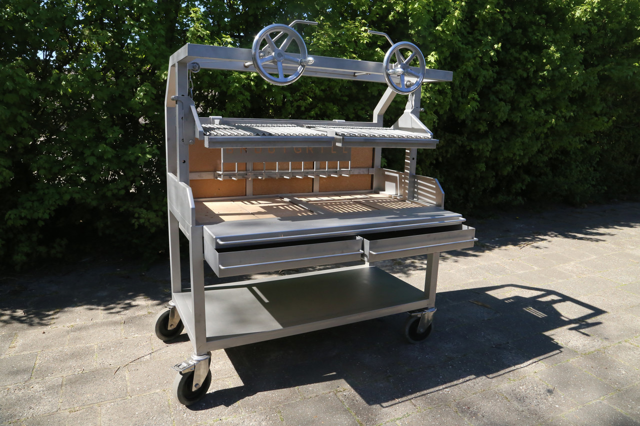 BRUUT GRILL BRUUTGRILL BRUUT GRILL BRUUTGRILL