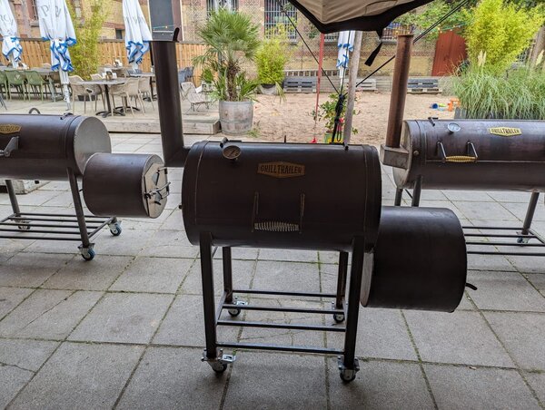 Grilltrailer Smoker  "20 backyard" Grilltrailer Smoker  "20 backyard"