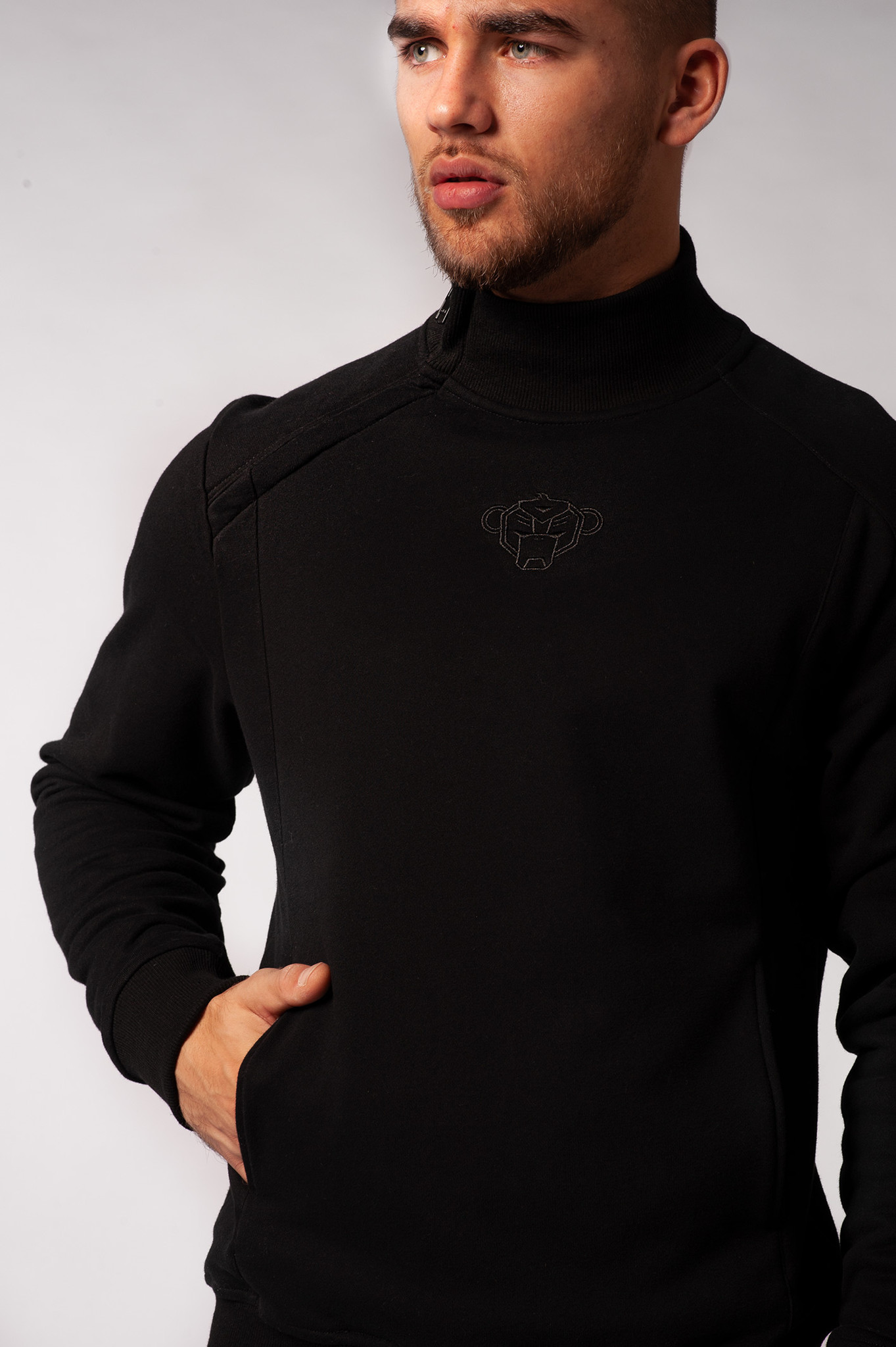 Zipped Collar Sweat Black 