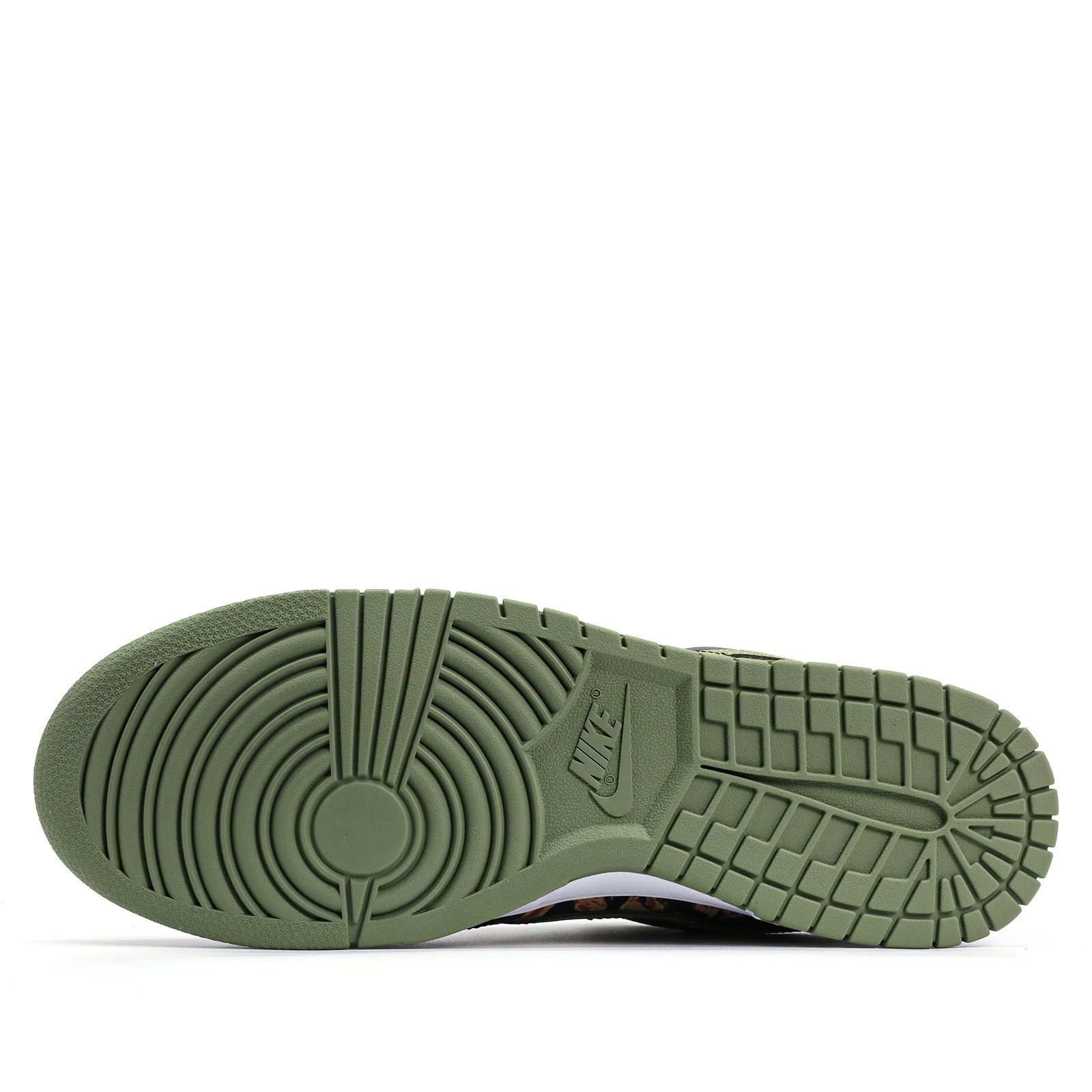 DUNK LOW SE 'BLACK OIL GREEN WHITE' - Concept R