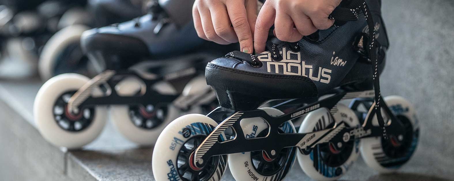 Cádomotus Rookie Inline Skates haben ein bequemes Innenfutter, das Druckpunkte mindert. 