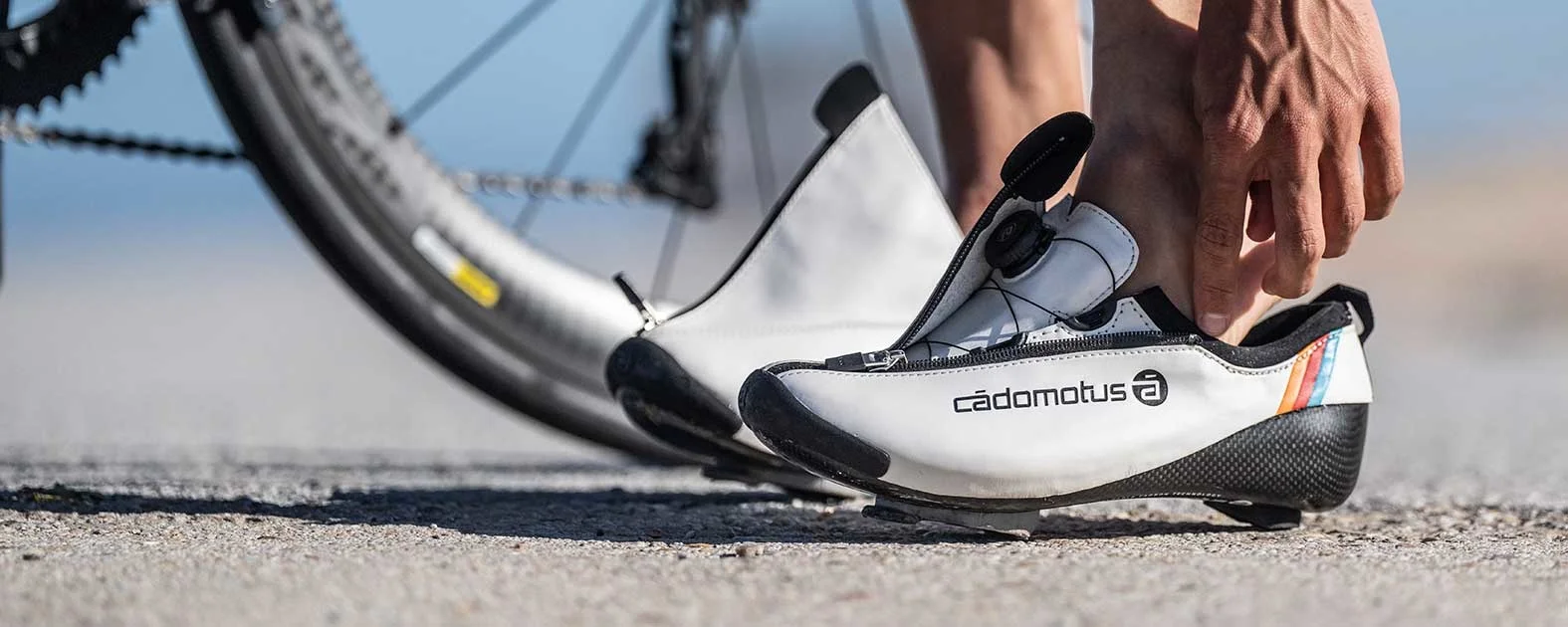 Geavanceerde triatlonschoenen met de know how uit het schaatsen en skeeleren Cadomotus Sport