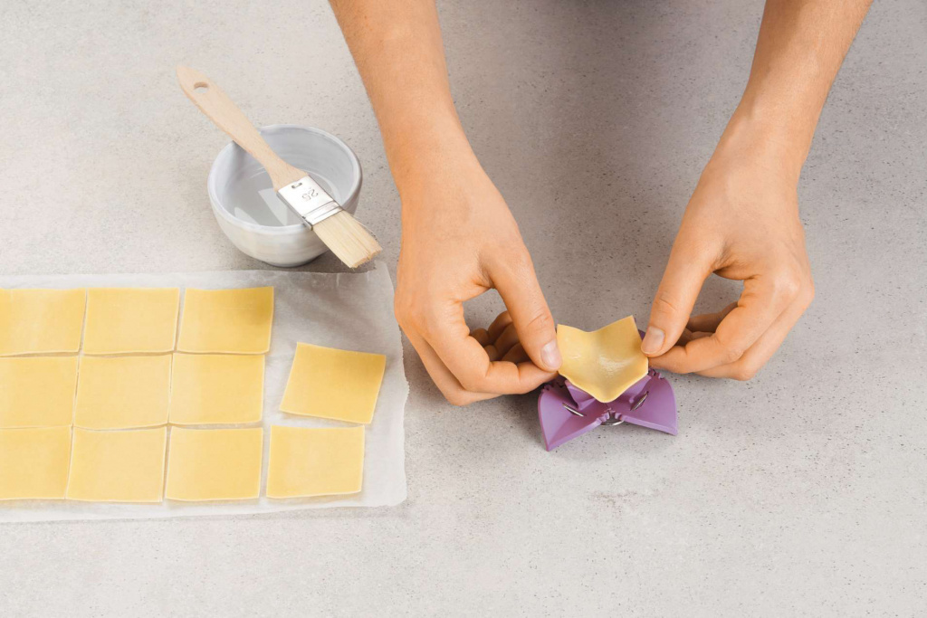 Betty Bossi Dumpling Maker