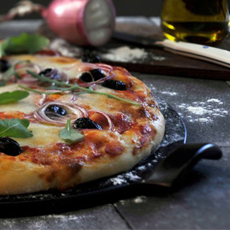 Emile Henry Pizzasteen glad E-box - Ø365mm - Fusain