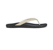 OluKai Ho‘ōpio - Bone Stripe