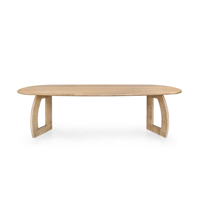 Hippestoelen  Eettafel Loutro